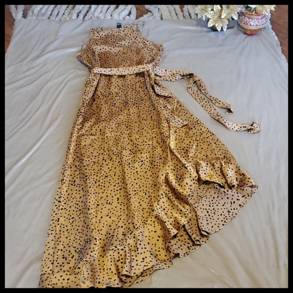 Forever 21 animal print cheetah print dress